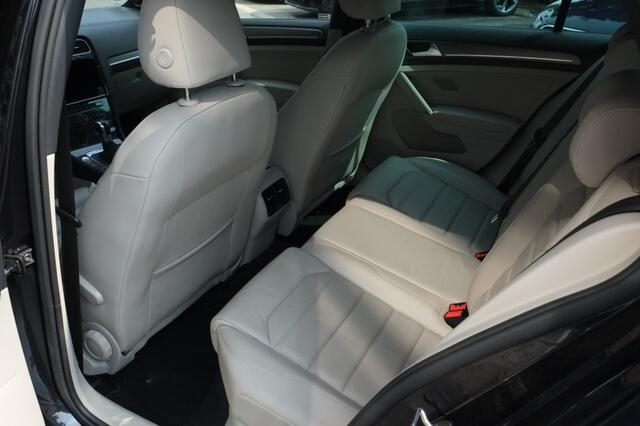 Volkswagen e-Golf e-Golf
