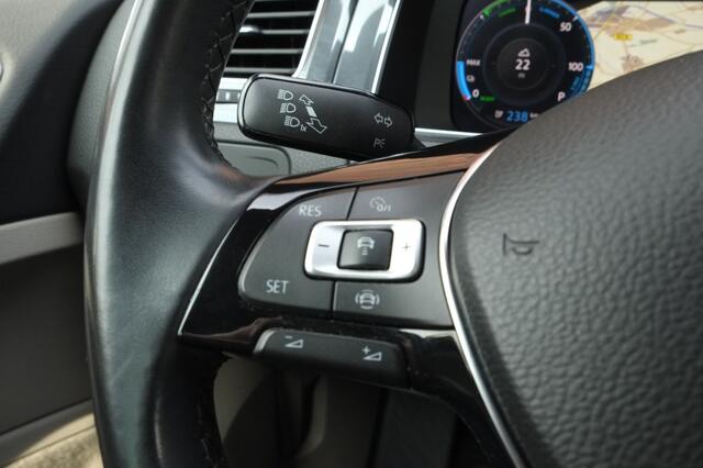 Volkswagen e-Golf e-Golf