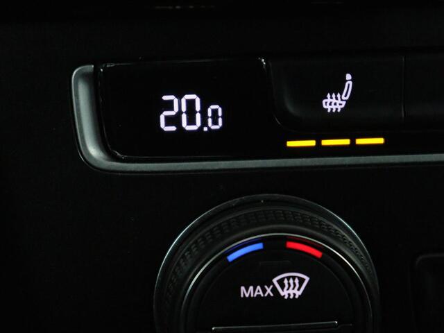 Volkswagen e-Golf | SOH 91.3% | Leder | Dynaudio | Stoelverwarming | Adaptive cruise | Carplay | Navigatie | Park assist | Climate control | Xenon |