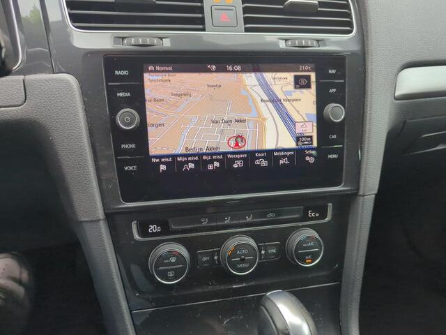 Volkswagen e-Golf E-DITION / SOH 93%/ AUTOMAAT/ ADAPTIVE CRUISE/ PARKEER SENSOREN/ DIGITAL DASH/ NAVI/ CLIMA/ LED/ 16'' LMV