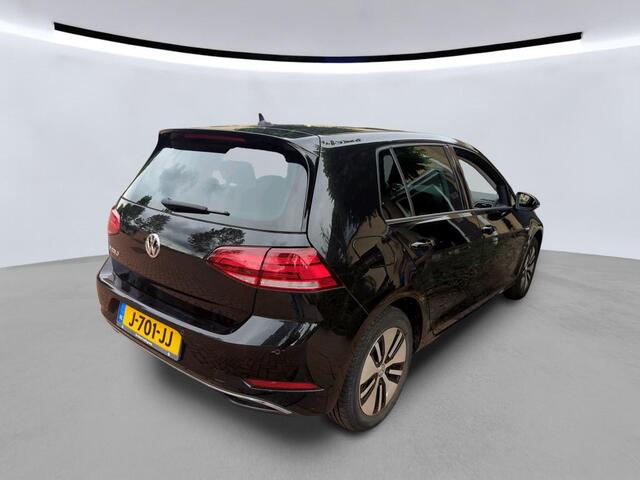 Volkswagen e-Golf E-DITION / SOH 93%/ AUTOMAAT/ ADAPTIVE CRUISE/ PARKEER SENSOREN/ DIGITAL DASH/ NAVI/ CLIMA/ LED/ 16'' LMV