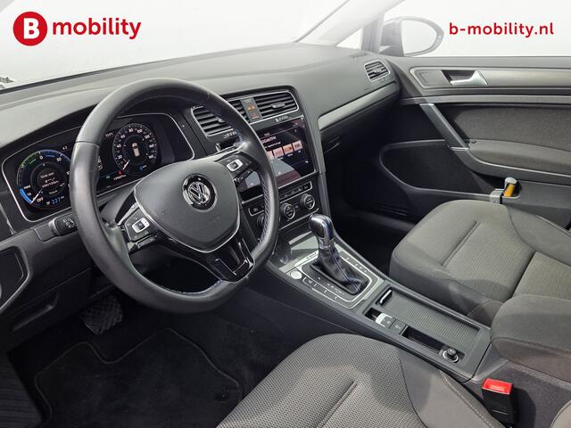Volkswagen e-Golf Warmtepomp Achteruitrijcamera Stoelverwarming NL Auto! | DAB | Navigatie | Adaptive Cruise Control