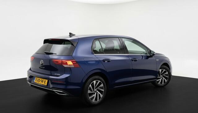 Volkswagen e-Golf 204PK E-HYBRIDE DSG STYLE ALCANTARA/NAVI/CARPLAY
