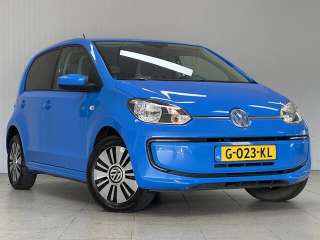Volkswagen e-Up e-Up! High Up!/ Half-Leder/ Navi/ Stoelverw./ 15'' LMV/ PDC/ Cruise/ Clima/ Elek. pakket/ Isoifx/ Bluetooth/ LEDER. Stuur/ LED Dagrijverl./ Extra getint glas/ Chroom.