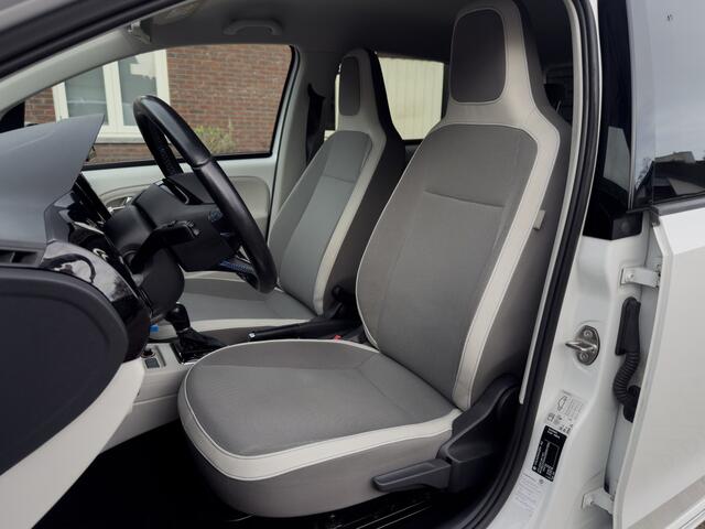 Volkswagen e-Up e-Up! - BTW-auto, Airco, Stoelverw. Cruise, Isofix, Navi!