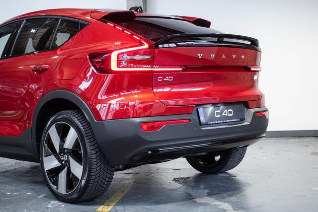 Volvo C40 Single Motor Extended Range Ultimate 82 kWh |Warmtepomp| 20" Lichtmetalen Wielen | Harman Kardon Premium Audio | Elektrisch Verstelbare Voorstoelen | 360° Camera | Panoramadak| Adaptieve Cruise Control| Blind Spot.