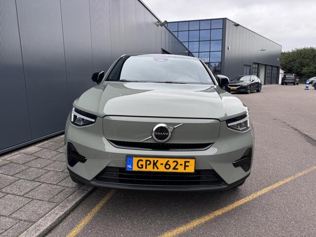 Volvo C40 SINGLE MOTOR PLUS 69kWh |20" LM VELGEN|GETINT GLAS