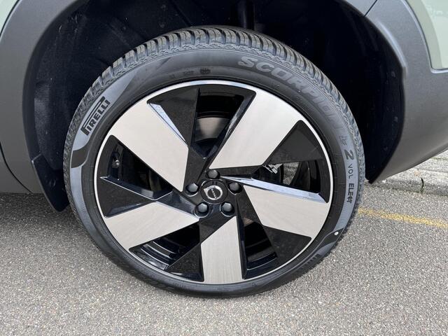 Volvo C40 SINGLE MOTOR PLUS 69kWh |20" LM VELGEN|GETINT GLAS