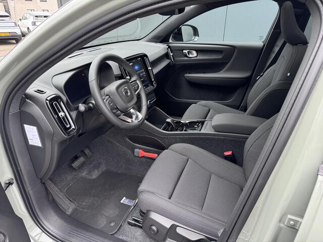 Volvo C40 SINGLE MOTOR PLUS 69kWh |20" LM VELGEN|GETINT GLAS