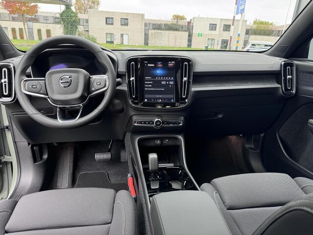 Volvo C40 SINGLE MOTOR PLUS 69kWh |20" LM VELGEN|GETINT GLAS