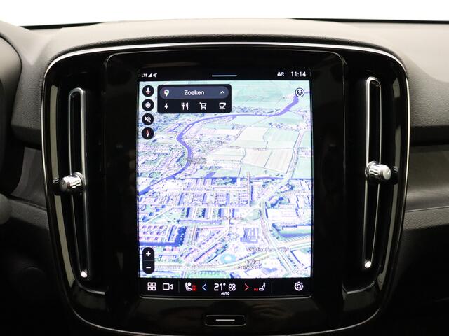 Volvo C40 Recharge Twin Intro Edition 78 kWh Key Less | 20 inch LM | Park assist Camera | Pano Dak | Draadloos opladen