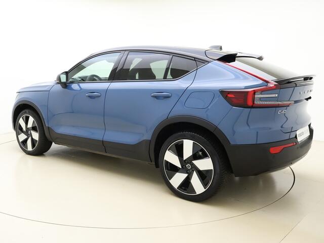 Volvo C40 Recharge Twin Intro Edition 78 kWh Key Less | 20 inch LM | Park assist Camera | Pano Dak | Draadloos opladen