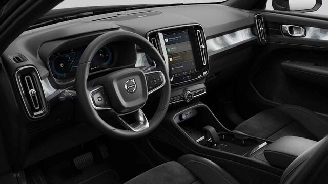 Volvo C40 Single Motor Plus - Pano - Black Edition - 69 kWh