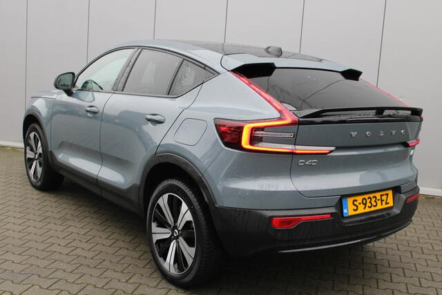 Volvo C40 Single Motor Plus 69 kWh | Trekhaak | Adaptieve Cruise Control | Warmtepomp