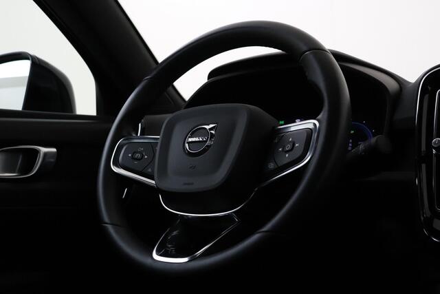 Volvo C40 SINGLE MOTOR PLUS 69 kWh -PANO.DAK|20"|GETINT.GLAS|CAMERA|CLIMATE