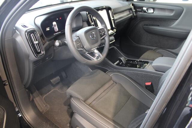 Volvo C40 Extended Range Ultra 82 kWh | 360 graden camera | Trekhaak | Getint glas | Volvo EV subsidie ¤ 2950,- korting