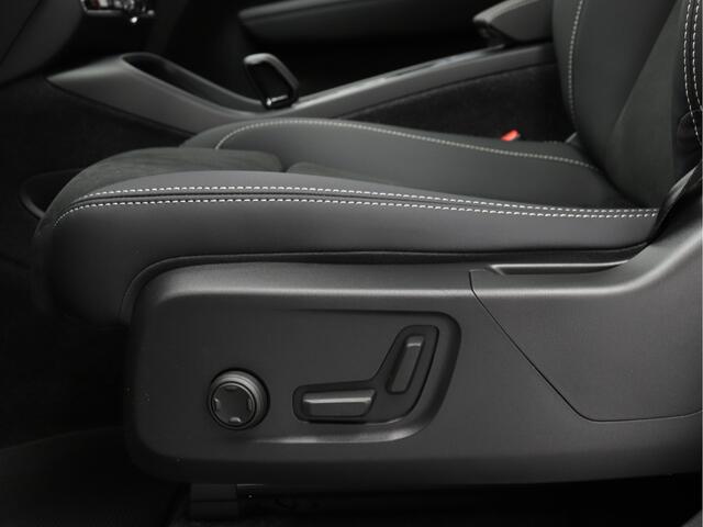 Volvo C40 Recharge Ultimate | Panoramadak | Harman Kardon | 360º camera | Stoel- en stuurverwarming