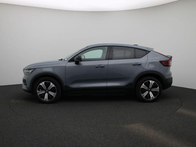 Volvo C40 Recharge Core 69 kWh | Navigatie | Climate Control | Camera | Apple Carplay/Android Auto