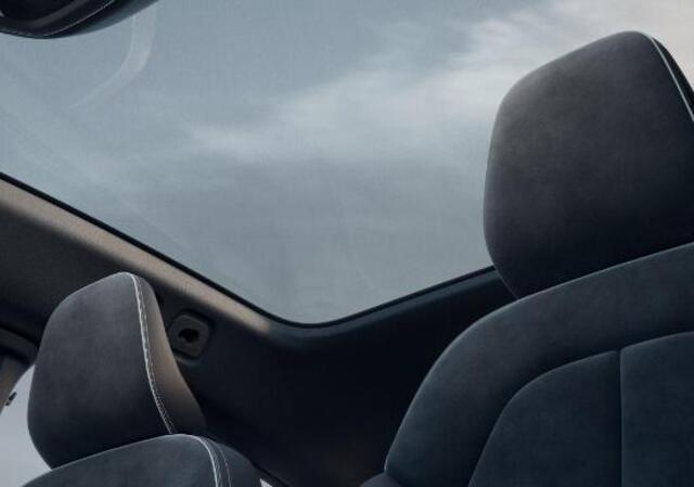 Volvo C40 Extended Range Ultimate 82 kWh Pixel Led 20 Inch