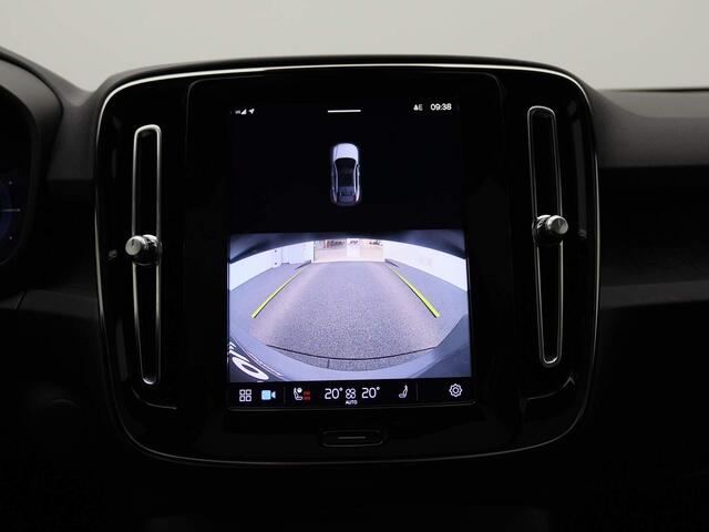 Volvo C40 Recharge Core 69 kWh | Panoramadak | Navigatie | Camera