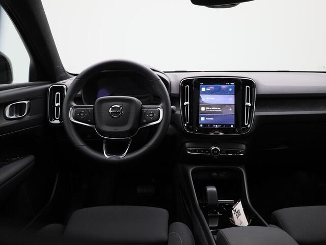 Volvo C40 Recharge Core 69 kWh Rijbereik 418 WLTP | Apple Car Play Pan. dak | Camera