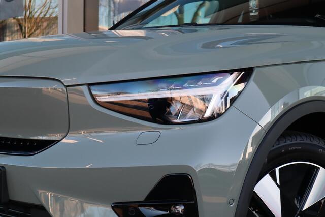 Volvo C40 Single Motor Extended Range Ultimate Warmtepomp l Adaptieve Cruise Control met Pilot Assist l Blind Spot Information System l Panoramadak l Elektrische bestuurdersstoel met geheugen l Elektrische passagiersstoel l Verwarmbare voorstoelen l Verwarmbaar stu