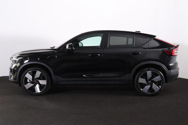 Volvo C40 Extended Range Ultimate 82 kWh - Panoramadak - IntelliSafe Assist & Surround - Verwarmde voorstoelen & stuur - Parkeersensoren voor & achter - Elektr. bedienb. voorstoelen met geheugen links - Draadloze tel. lader - Warmtepomp - Extra getint glas - Elektr