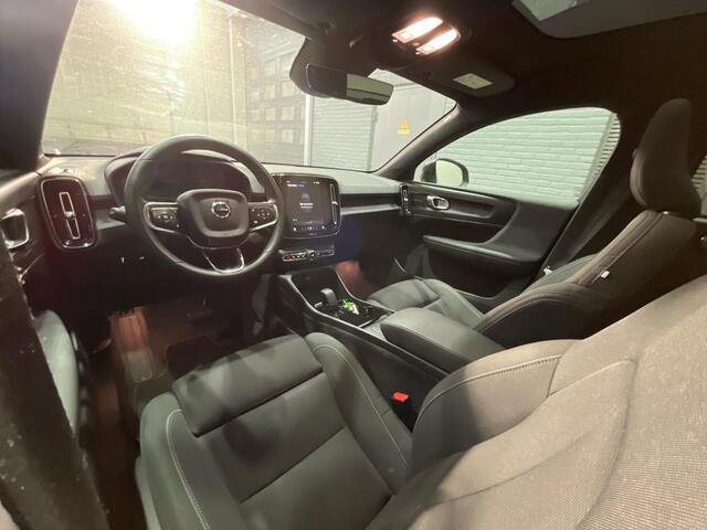 Volvo C40 Recharge Twin Intro Edition 78 kWh | Panoramadak | 360 Camera | Harman/Kardon | Stoel+Stuurverwarming