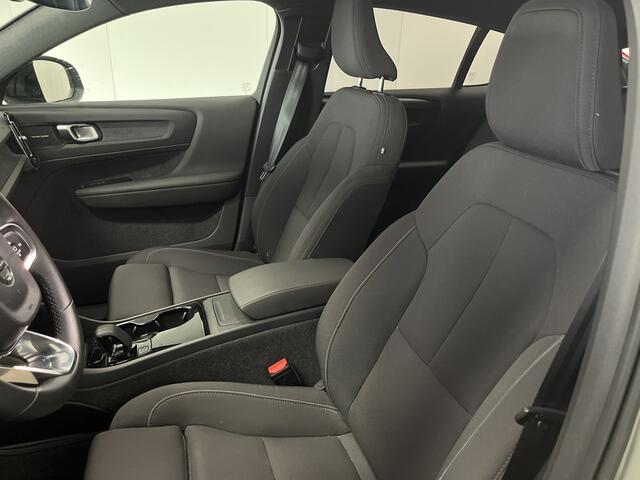 Volvo C40 Recharge Ultimate 69 kWh | Trekhaak | LED | Getinte ruiten |*