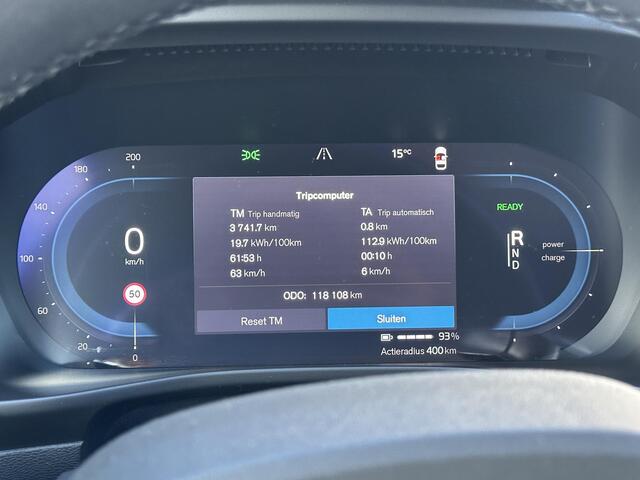 Volvo C40 Recharge Twin Intro Edition 78 kWh Adaptive cruise control / BLIS / 360 Camera / elektr. stoelverstelling / Harman Kardon Audio / Stoel- en stuurverwarming / Keyless Drive