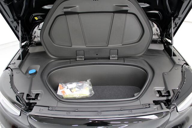 Volvo C40 Recharge Plus 69 kWh 232PK, PANORAMADAK | CAMERA | STOEL/STUURVERWARMING