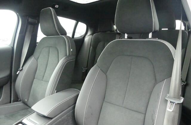 Volvo C40 Single Motor Plus 69 kWh | 20" velgen | Warmtepomp | Stoel- en stuurwielverwarming | Getint glas | Adaptive cruise control | Panoramadak | Google Maps navigatie |