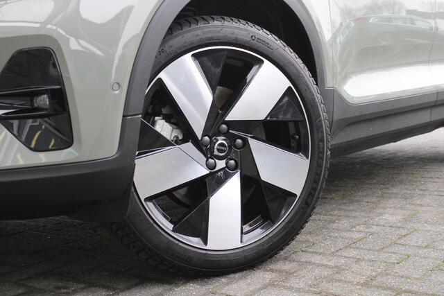 Volvo C40 Recharge Twin Ultimate 78 kWh | 360 Camera | 20" LMV | Panodak | Verw. Stoel & stuurwiel | BLIS | Privacy glas
