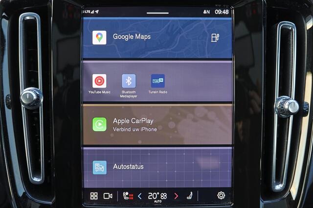 Volvo C40 Recharge Ultimate 69 kWh - Panoramadak - IntelliSafe Assist & Surround - 360º Camera - Harman/Kardon audio - Verwarmde voorstoelen & stuur - Parkeersensoren voor & achter - Elektr. bedienb. voorstoelen met geheugen links - Draadloze tel. lader - Elektr. i