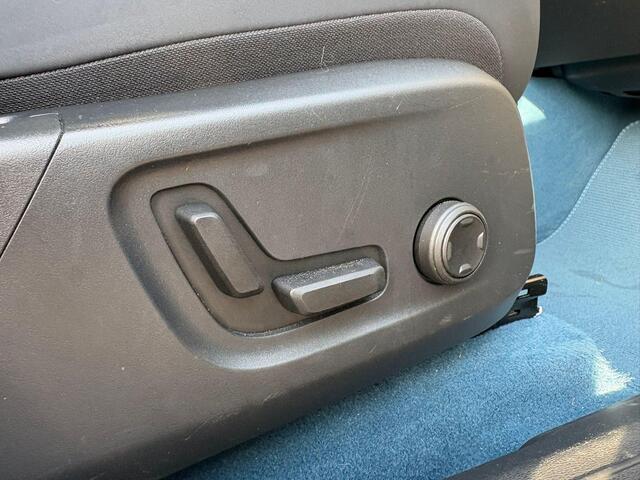 Volvo C40 Recharge Twin Intro Edition 78 kWh | Panoramadak | Harman/Kardon | Stoel & Stuur Verwarming | Trekhaak | 360 Camera |