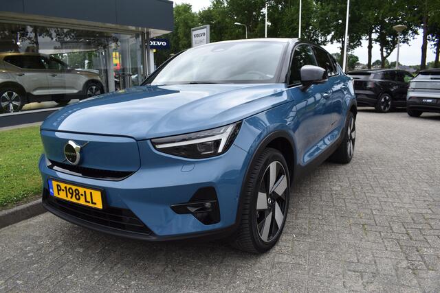 Volvo C40 Recharge 408PK Twin Intro Edition 78 kWh | 20" LMV | Trekhaak | Harman/Kardon | Getint glas | Panoramadak | Elektrische Stoelen |