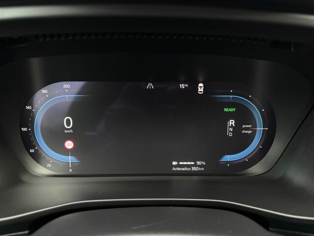 Volvo C40 Recharge Twin Intro Edition 78 kWh | Uitklapbare Trekhaak | Harman & Kardon | Panoramadak |