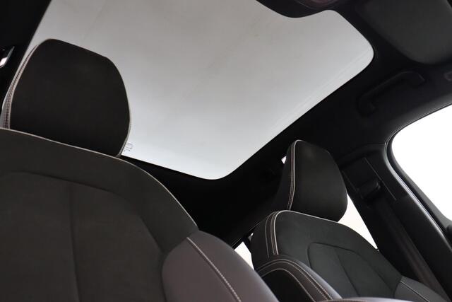 Volvo C40 RECHARGE TWIN INTRO EDITION 78 kWh -PANO.DAK|HARMAN/KARDON|360°CAM|POWER-SEATS|20"|PRIVACY.GLAS