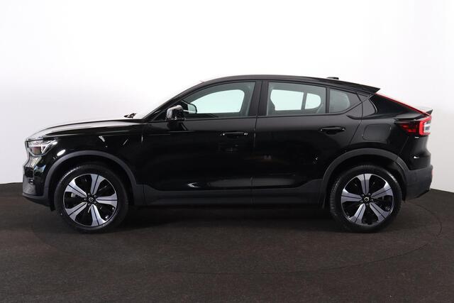 Volvo C40 Recharge Twin Ultimate 78 kWh - Panoramadak - IntelliSafe Assist & Surround - 360º Camera - Harman/Kardon audio - Verwarmde voorstoelen & stuur - Parkeersensoren voor & achter - Elektr. bedienb. voorstoelen met geheugen links - Draadloze tel. lader - Warm