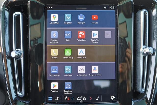 Volvo C40 Recharge Twin Ultimate 78 kWh - Panoramadak - IntelliSafe Assist & Surround - 360º Camera - Harman/Kardon audio - Verwarmde voorstoelen & stuur - Parkeersensoren voor & achter - Elektr. bedienb. voorstoelen met geheugen links - Draadloze tel. lader - Warm