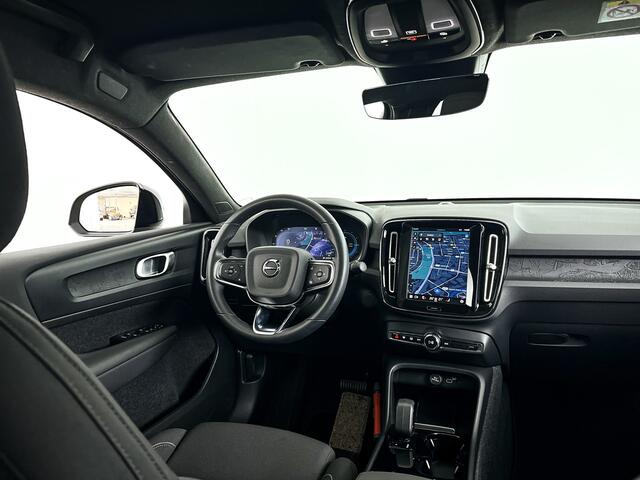 Volvo C40 Single Motor Extened Range Core 82 kWh | Panoramadak | Parkeercamera | Stoel- en Stuurverwarming | Trekhaak