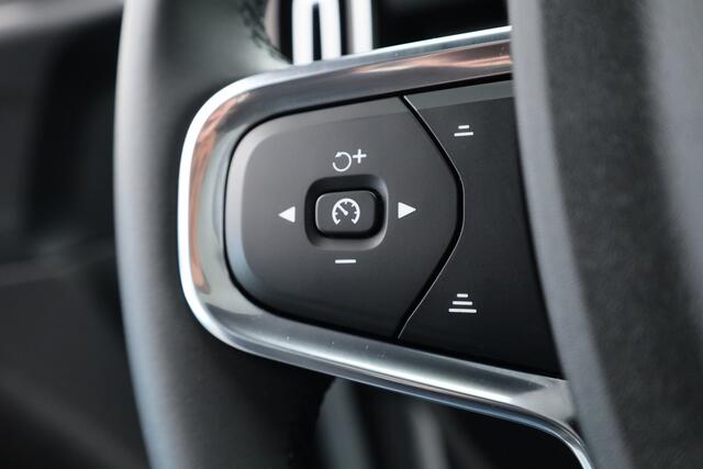 Volvo C40 Single Motor Plus 69 kWh | Rijklaar! | Pano | Dig. Cockpit | Bliss | Camera+PDC | Stuur-stoelverw. | Adapt. Cruise | Elek. Klep | Nav+App.Connect | LED | 19'' V