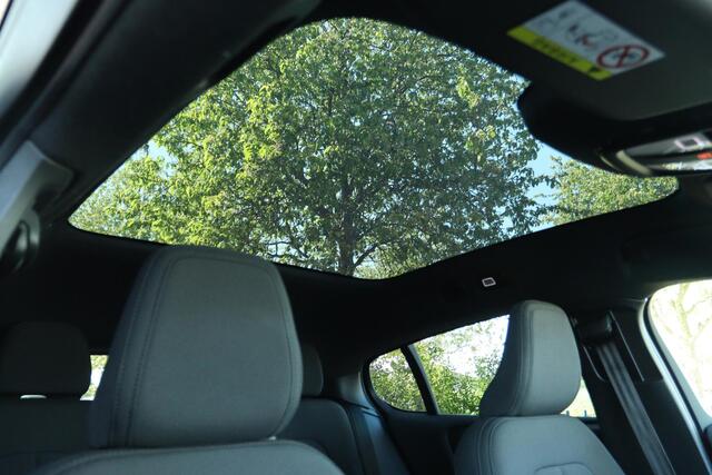 Volvo C40 SINGLE MOTOR EXTENDED RANGE PLUS 82KWH | PANO | CARPLAY | ACC | LED | KEY-LESS | VIRT. COCKPIT | CAMERA | TREKHAAK