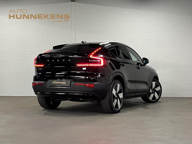 Volvo C40 Recharge Core Panorama dak | Cruise-/climate control | Achteruitrij camera | 20'' wielen | Carplay