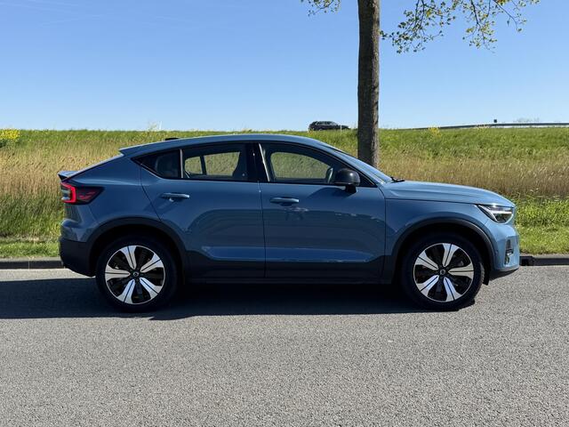 Volvo C40 Recharge Ultimate 69 kWh | SOH 93,9% | Warmtepomp | Trekhaak | Dodehoek detectie | Apple Carplay/Android Auto | 360 camera | Adaptieve cruise control |