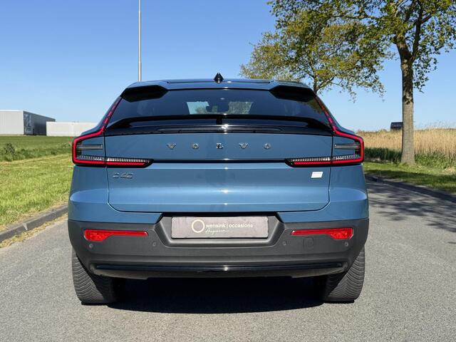 Volvo C40 Recharge Ultimate 69 kWh | SOH 93,9% | Warmtepomp | Trekhaak | Dodehoek detectie | Apple Carplay/Android Auto | 360 camera | Adaptieve cruise control |