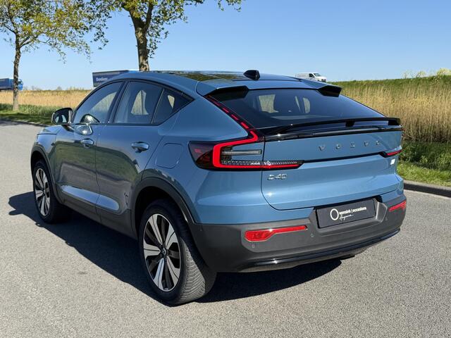 Volvo C40 Recharge Ultimate 69 kWh | SOH 93,9% | Warmtepomp | Trekhaak | Dodehoek detectie | Apple Carplay/Android Auto | 360 camera | Adaptieve cruise control |