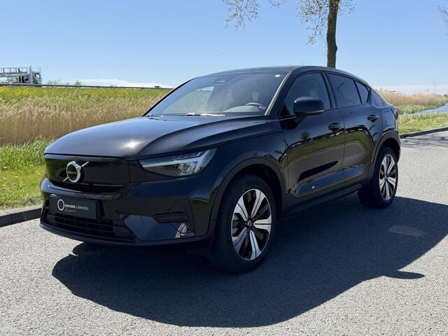 Volvo C40 Recharge Plus 69 kWh | SOH 94,2% | Keyless | Warmtepomp | Adaptieve Cruise control | Dodehoekdetectie | navigatie | Panoramdak |