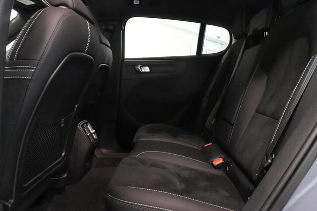 Volvo C40 Recharge Twin Intro Edition 78 kWh | Panoramadak | Memory | SoH 95% | Harman Kardon | 360° Camera | Matrix LED | Trekhaak |