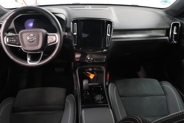 Volvo C40 Recharge Twin Intro Edition 78 kWh | Panoramadak | Memory | SoH 95% | Harman Kardon | 360° Camera | Matrix LED | Trekhaak |